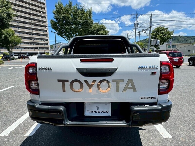 HILUX