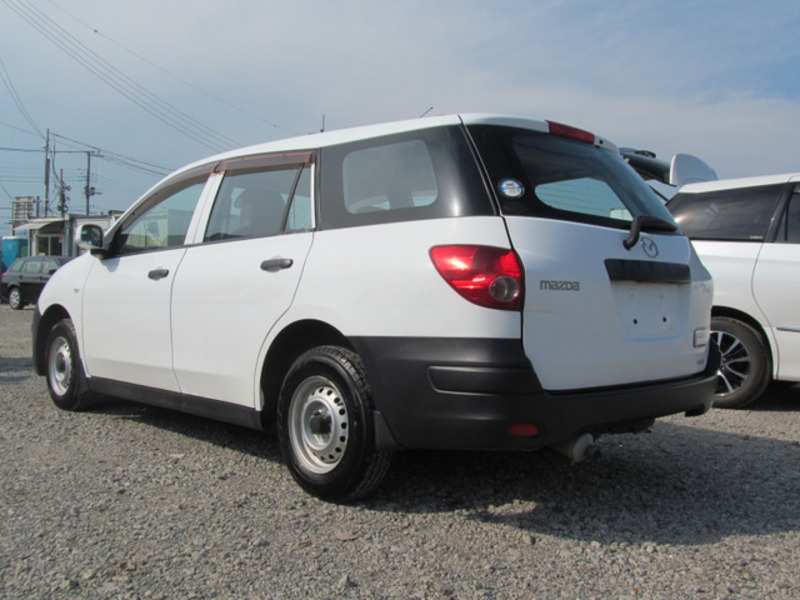 FAMILIA VAN