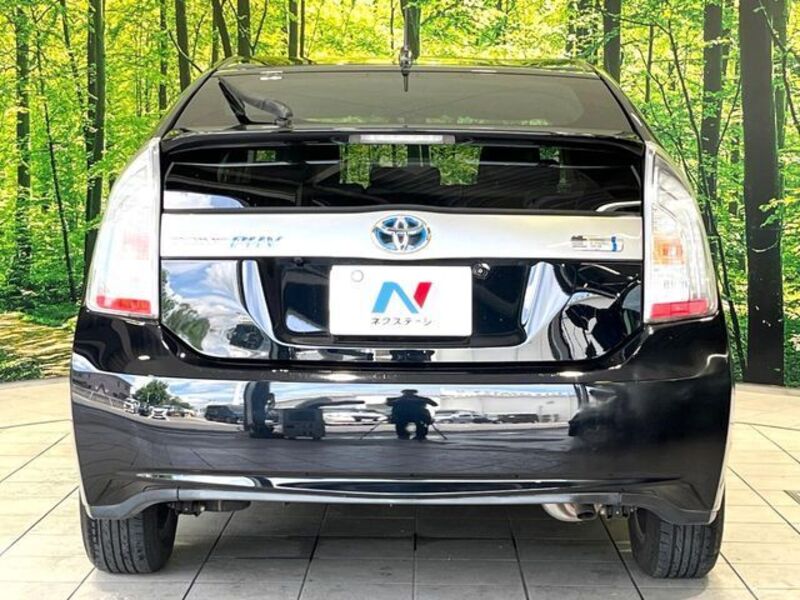 PRIUS PHV