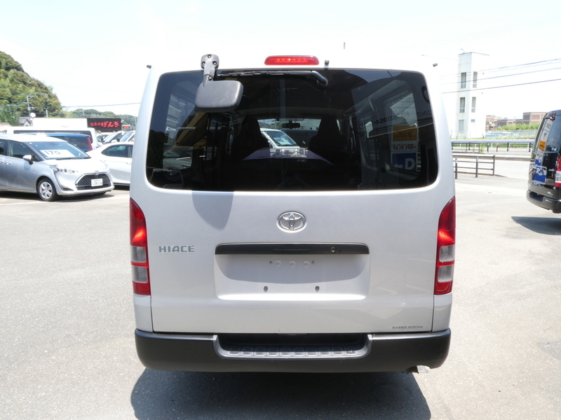 HIACE VAN