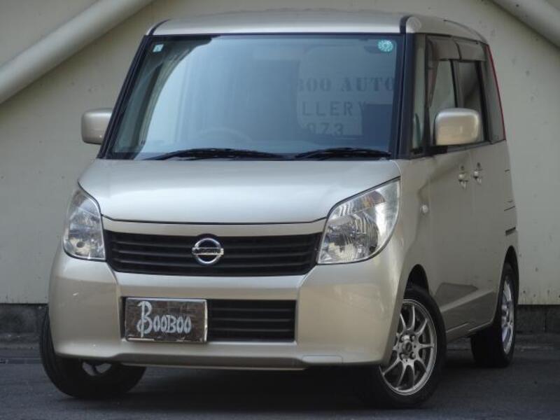 NISSAN ROOX