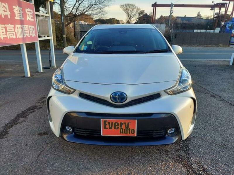PRIUS ALPHA