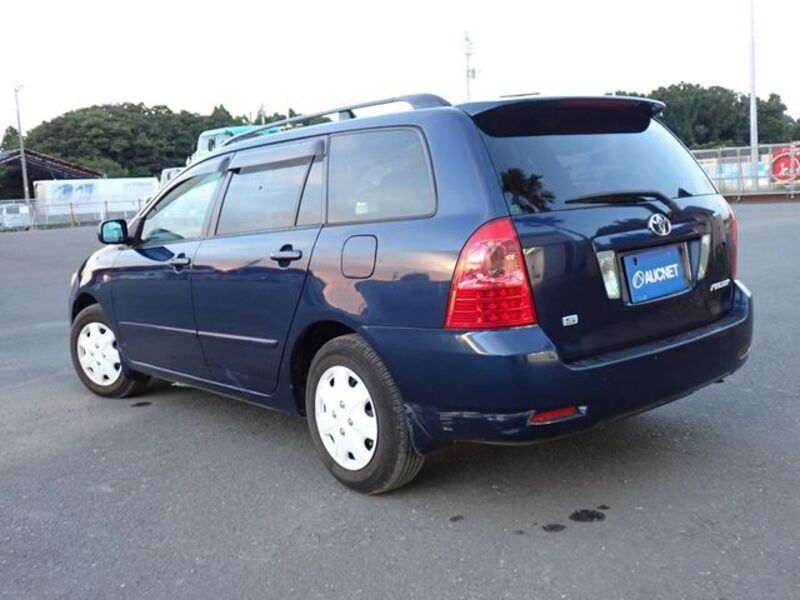 COROLLA FIELDER