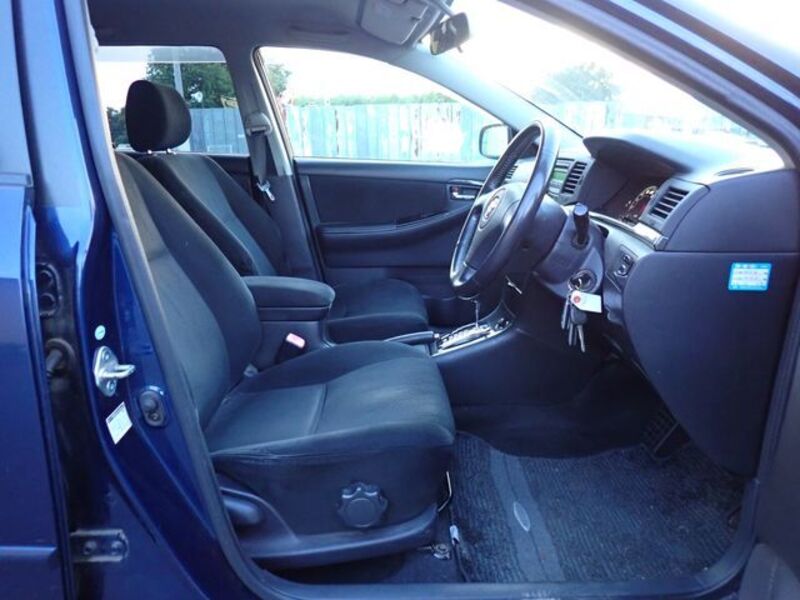 COROLLA FIELDER