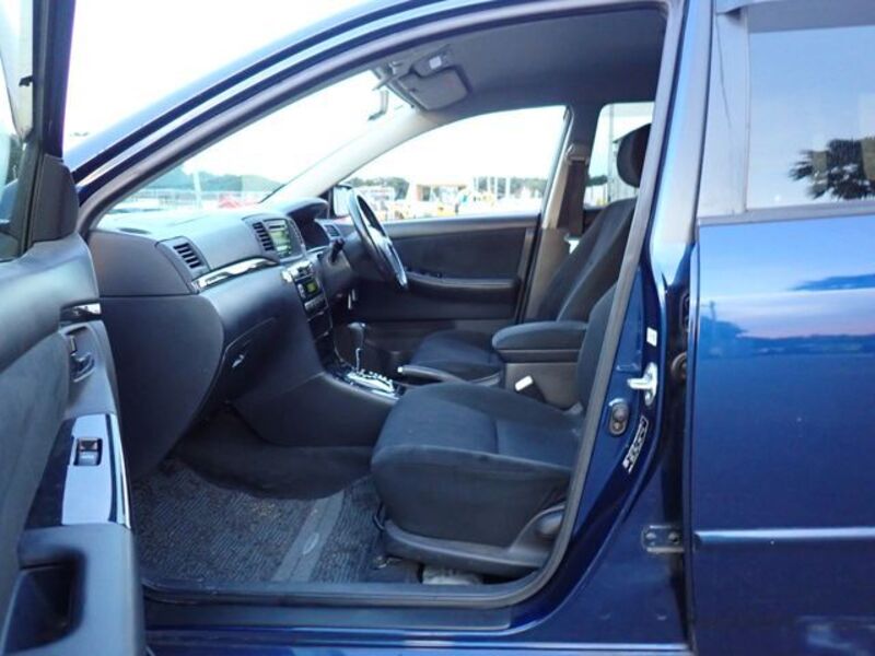 COROLLA FIELDER