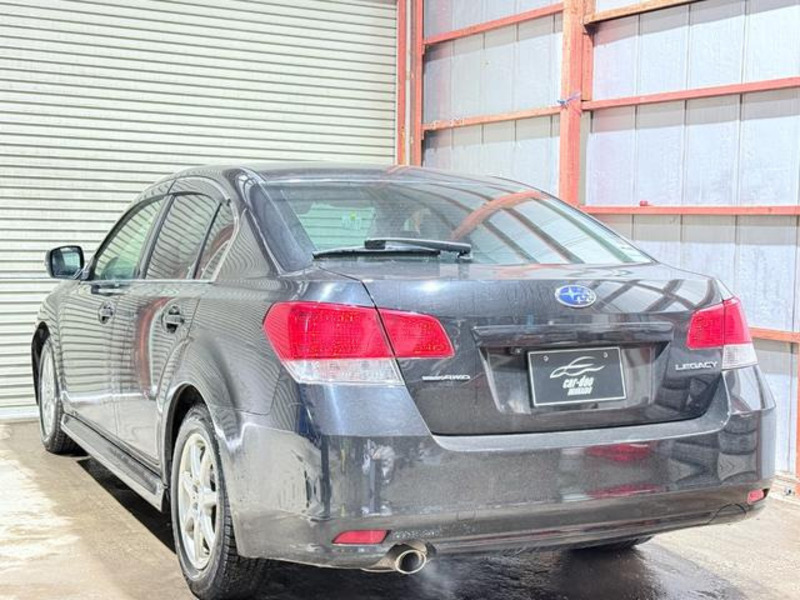 LEGACY B4