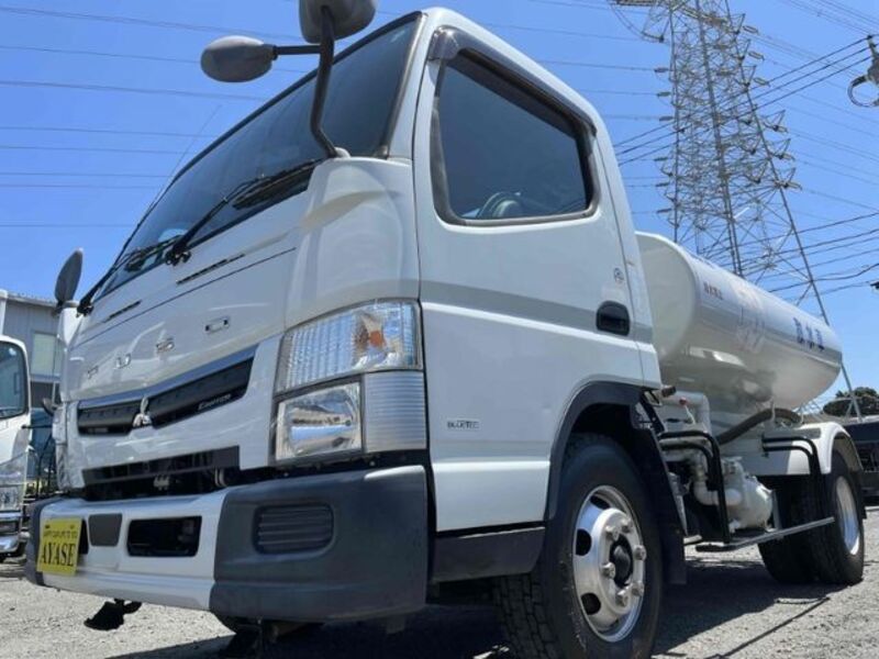 MITSUBISHI CANTER