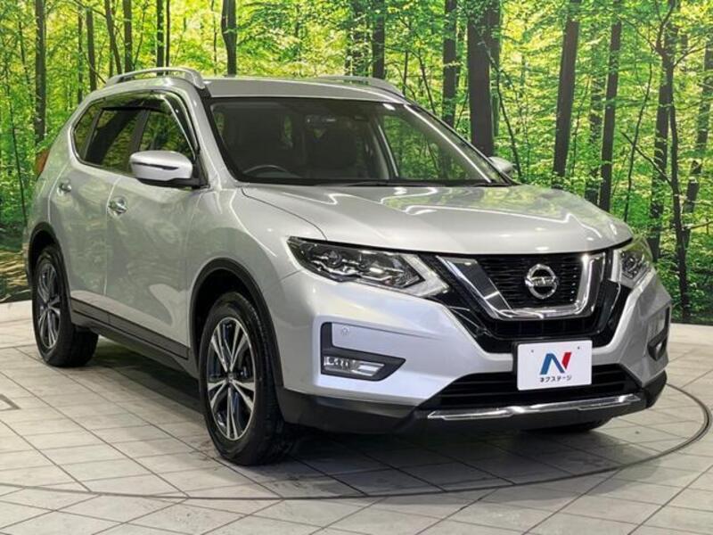 X-TRAIL