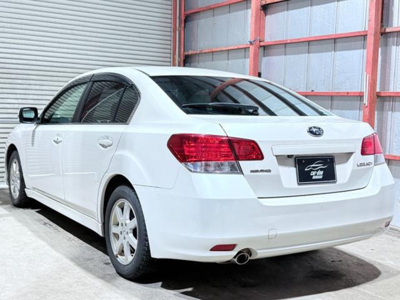 LEGACY B4
