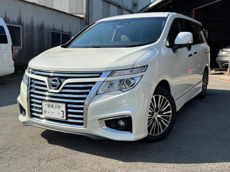 NISSAN ELGRAND