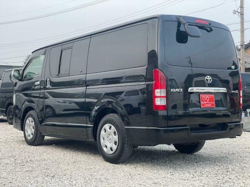 HIACE VAN