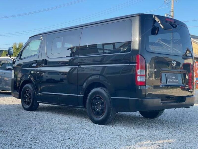 HIACE VAN