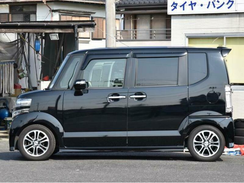 N BOX CUSTOM