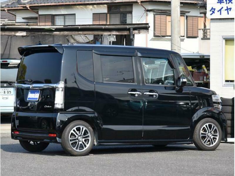 N BOX CUSTOM