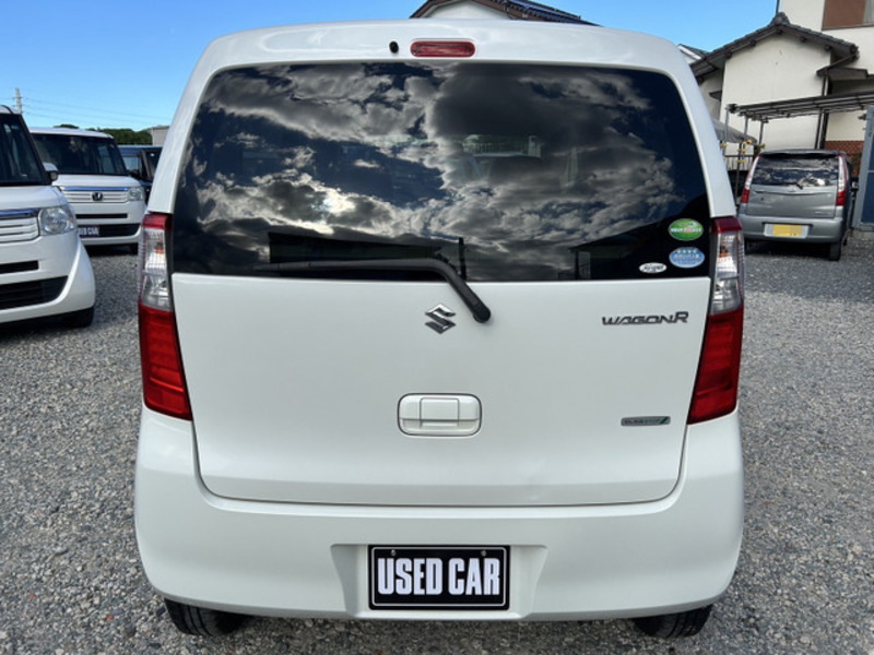 WAGON R