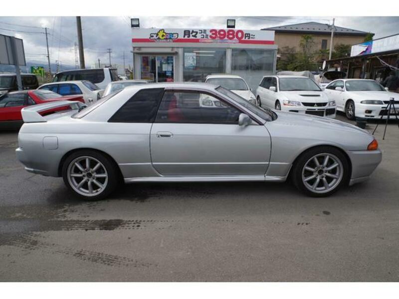 SKYLINE