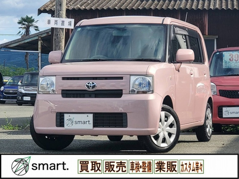 TOYOTA PIXIS SPACE
