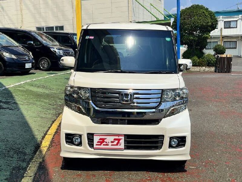 N BOX CUSTOM