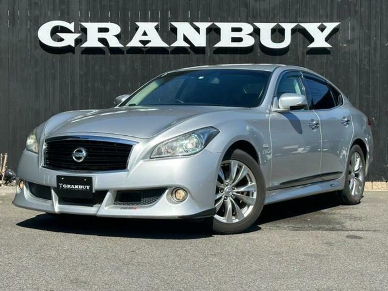 NISSAN FUGA HYBRID