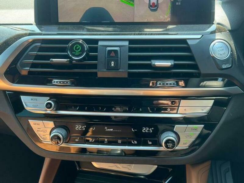 X4