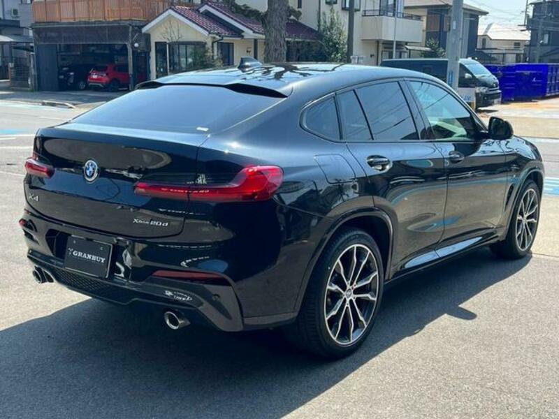 X4