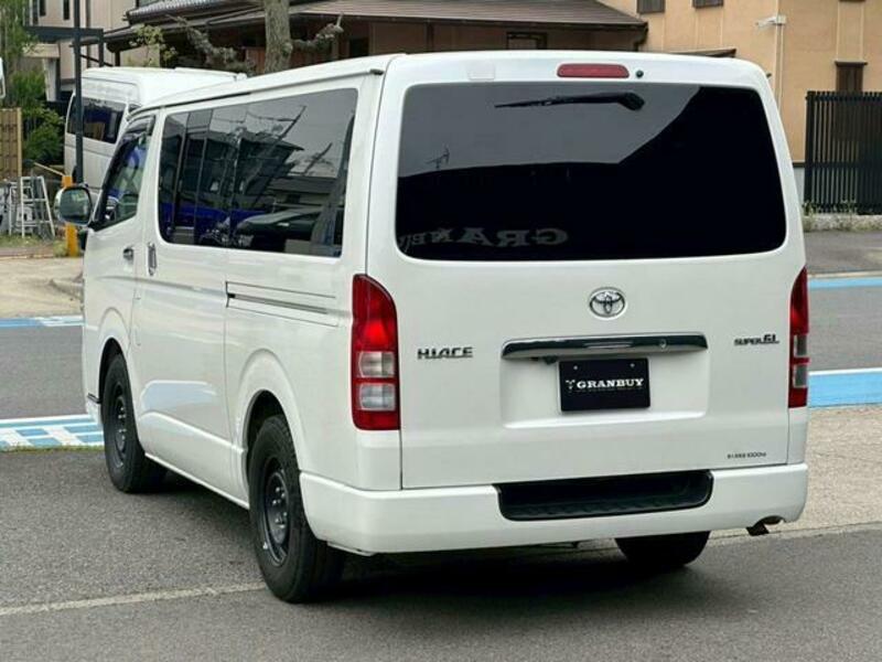 HIACE VAN