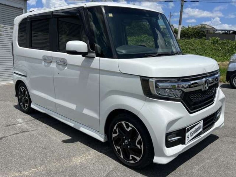 N BOX CUSTOM