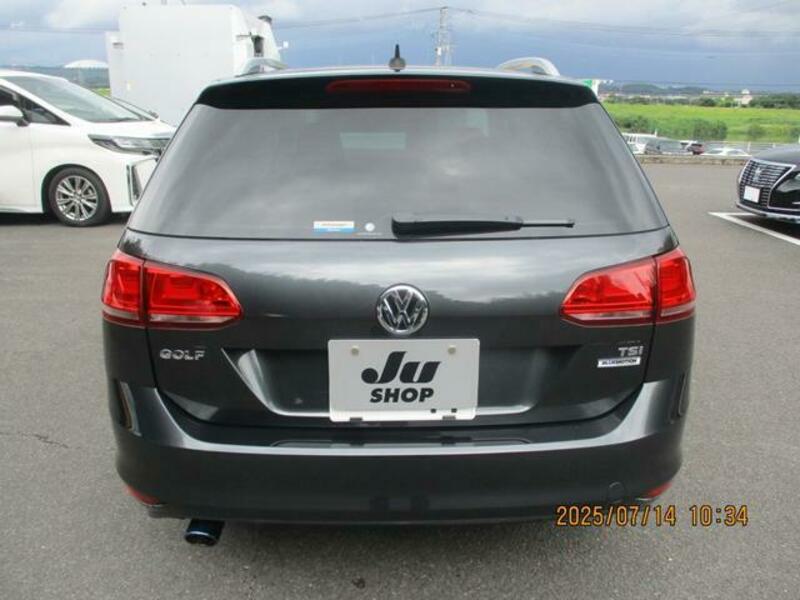 GOLF VARIANT