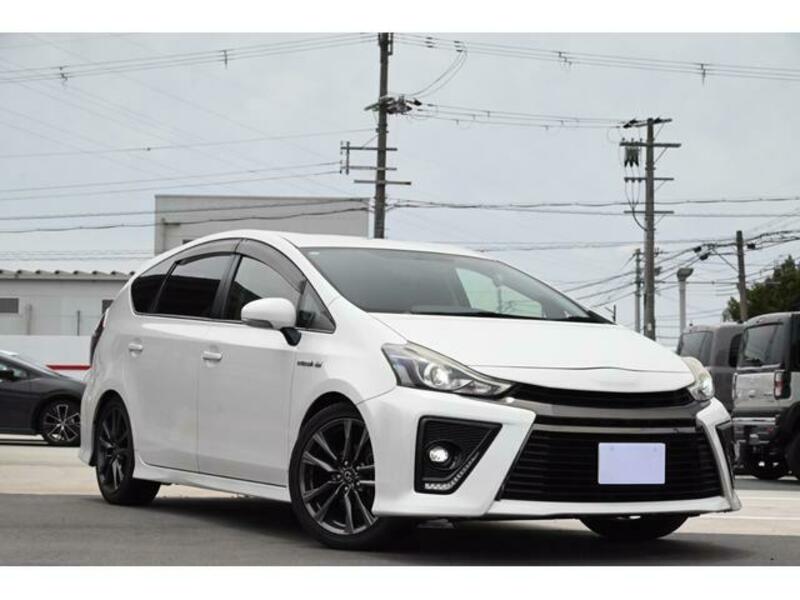 PRIUS ALPHA