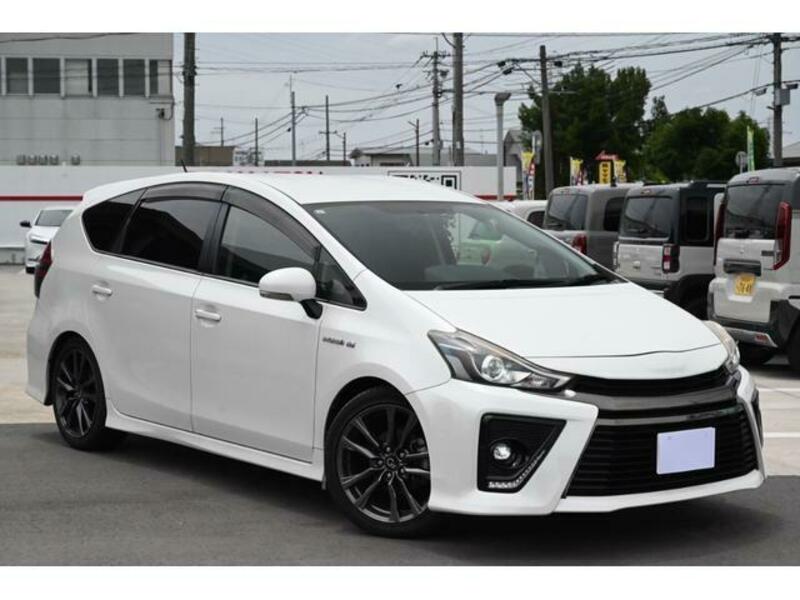 PRIUS ALPHA