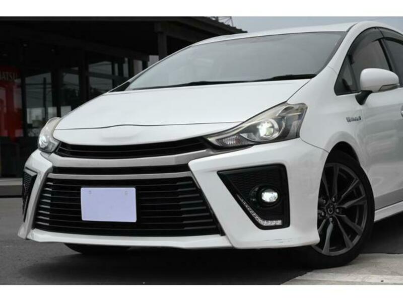 PRIUS ALPHA