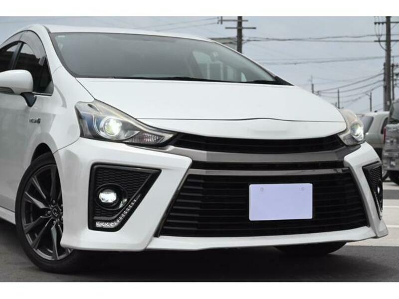 PRIUS ALPHA