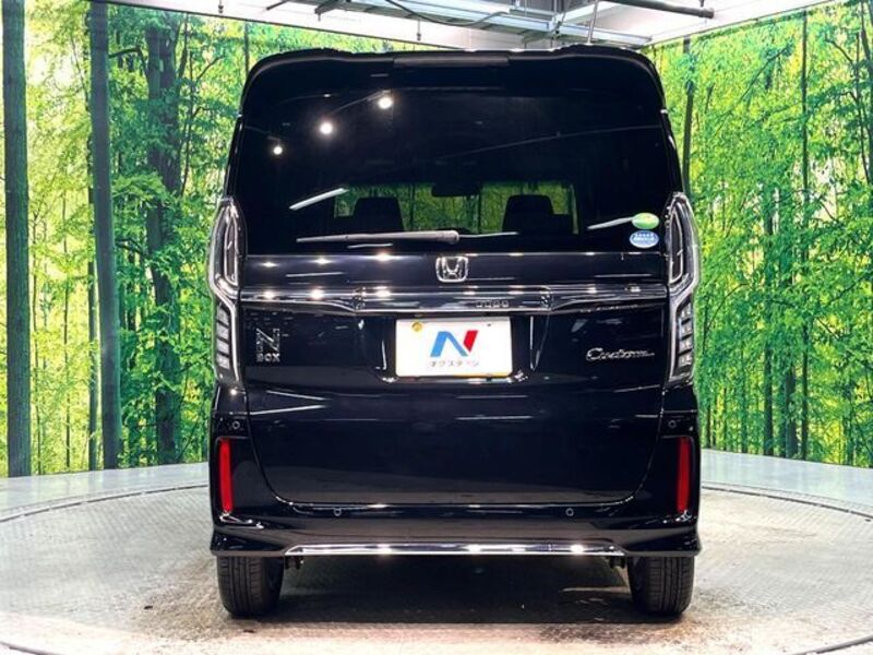 N BOX CUSTOM