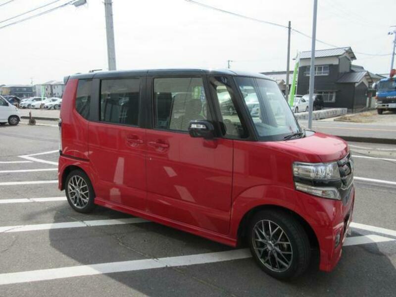 N BOX CUSTOM