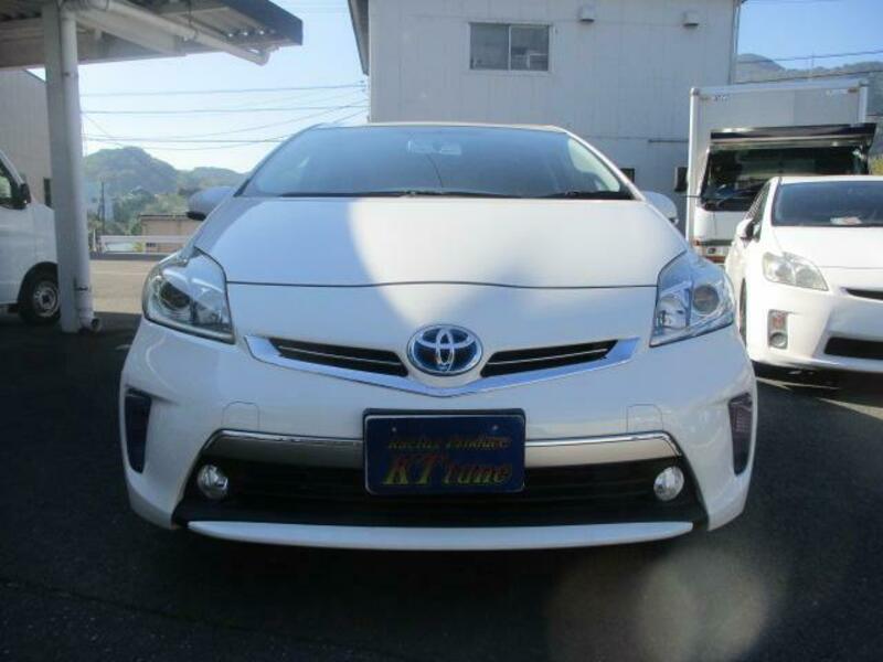 PRIUS PHV