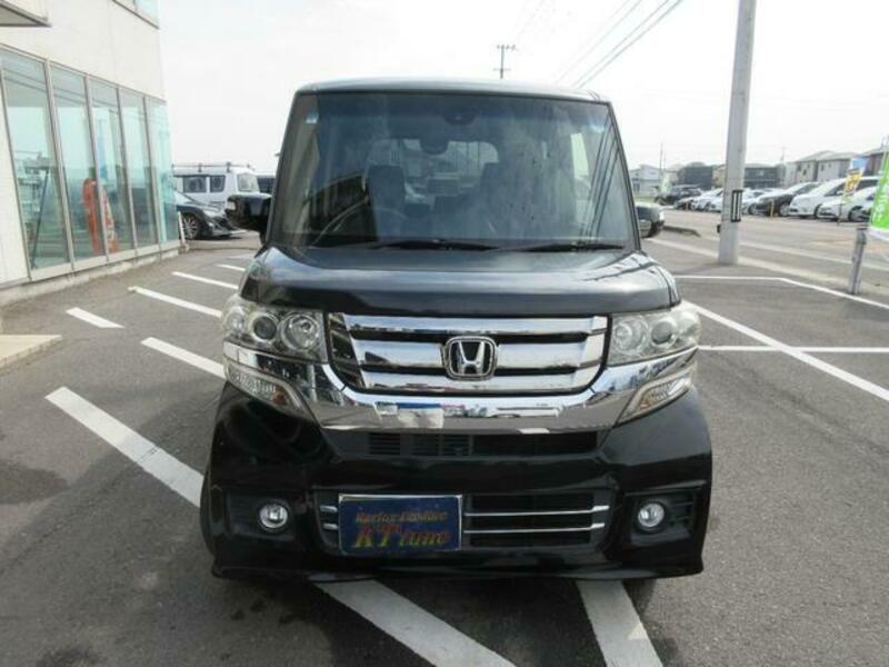 N BOX CUSTOM