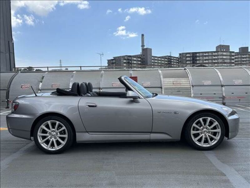 S2000