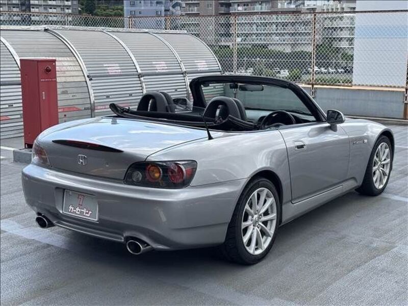 S2000