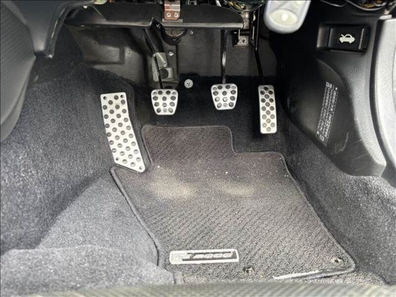S2000