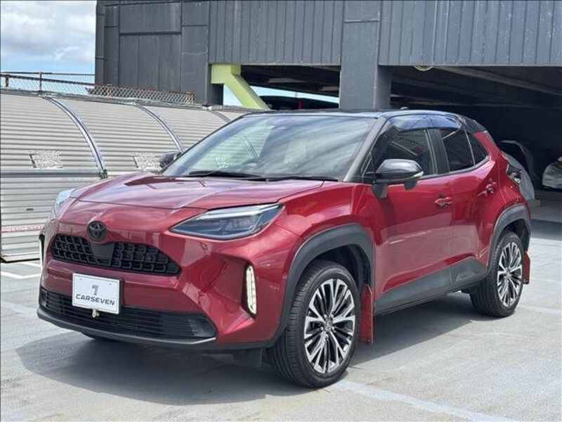 YARIS CROSS