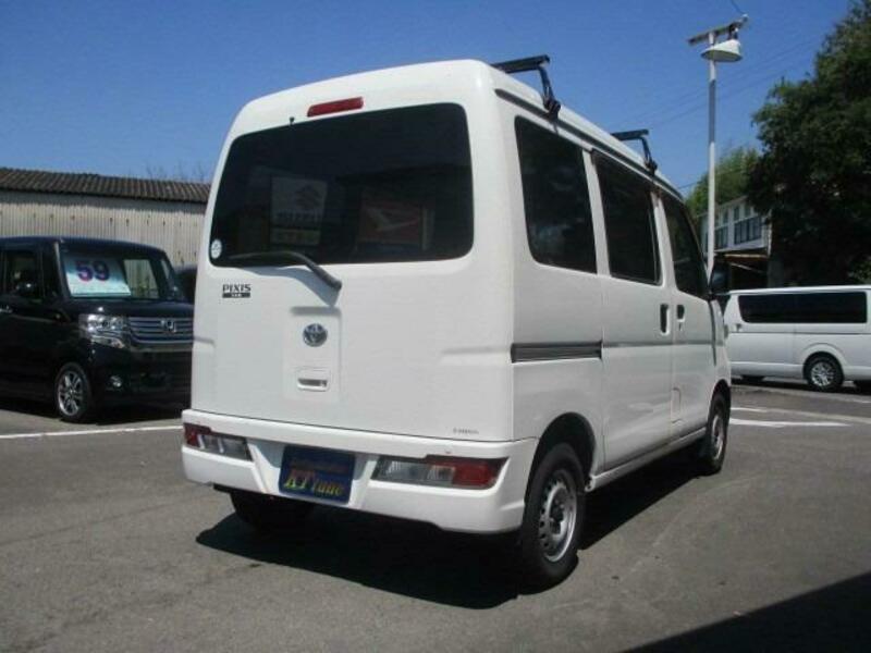 PIXIS VAN