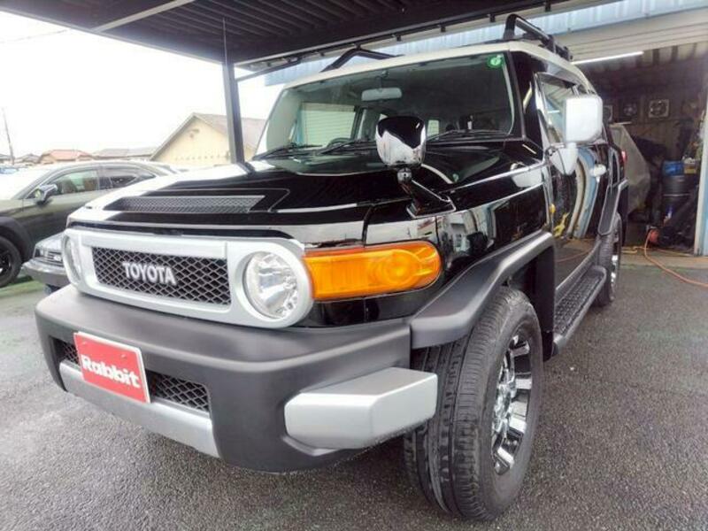 TOYOTA FJ CRUISER