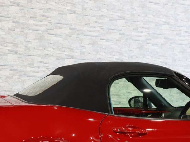 ROADSTER