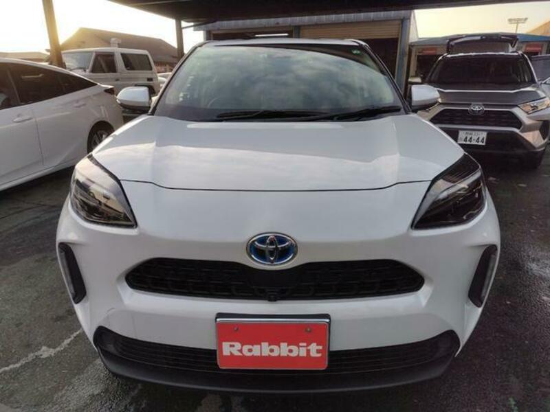 YARIS CROSS