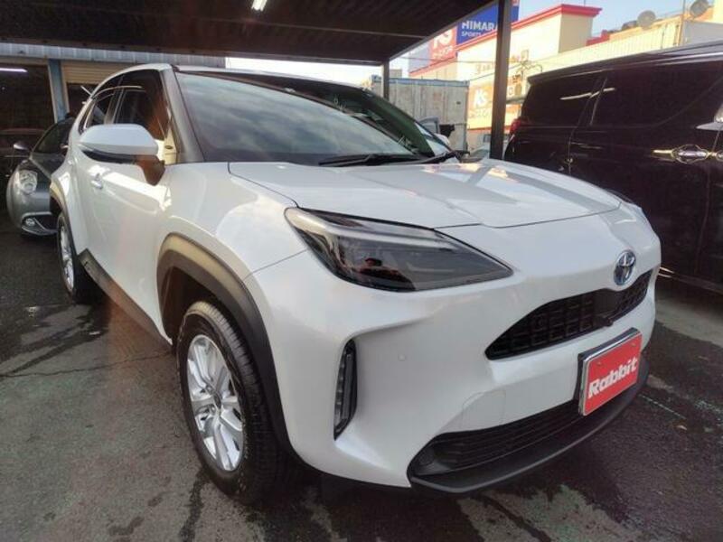 YARIS CROSS