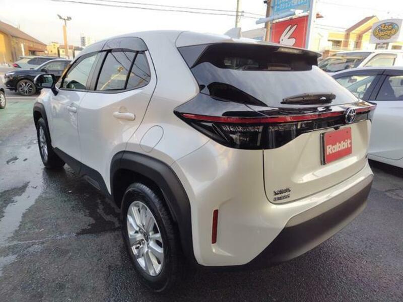 YARIS CROSS