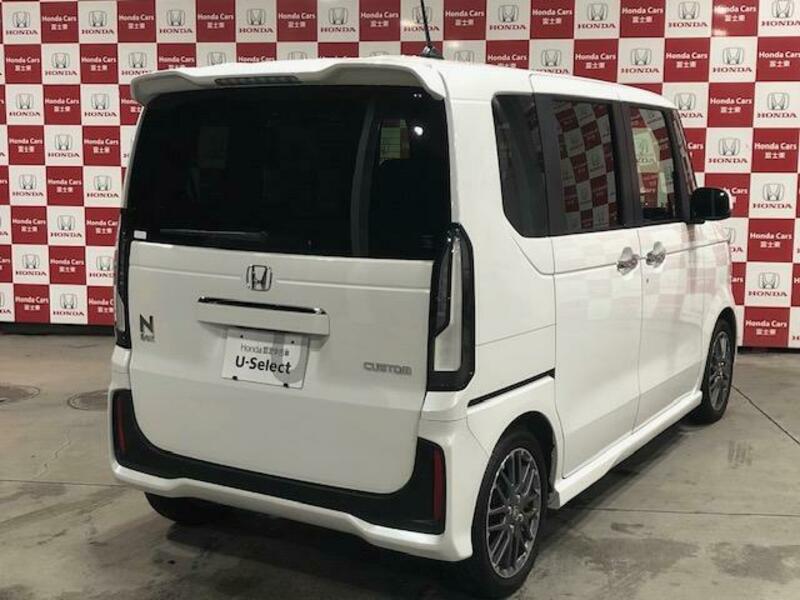 N BOX CUSTOM
