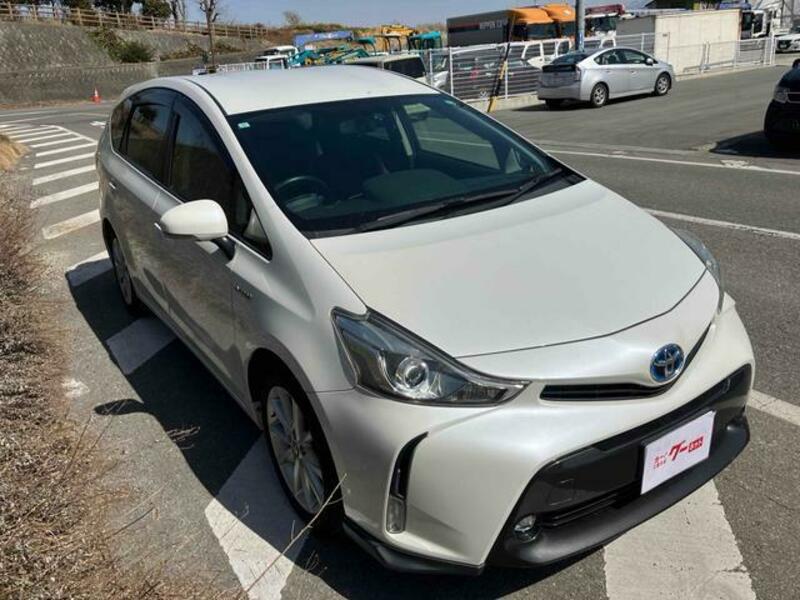 PRIUS ALPHA