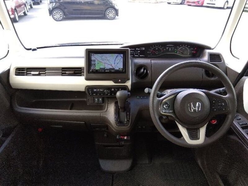 N BOX