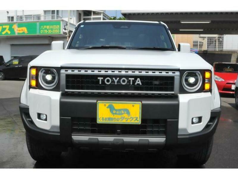 LAND CRUISER 250